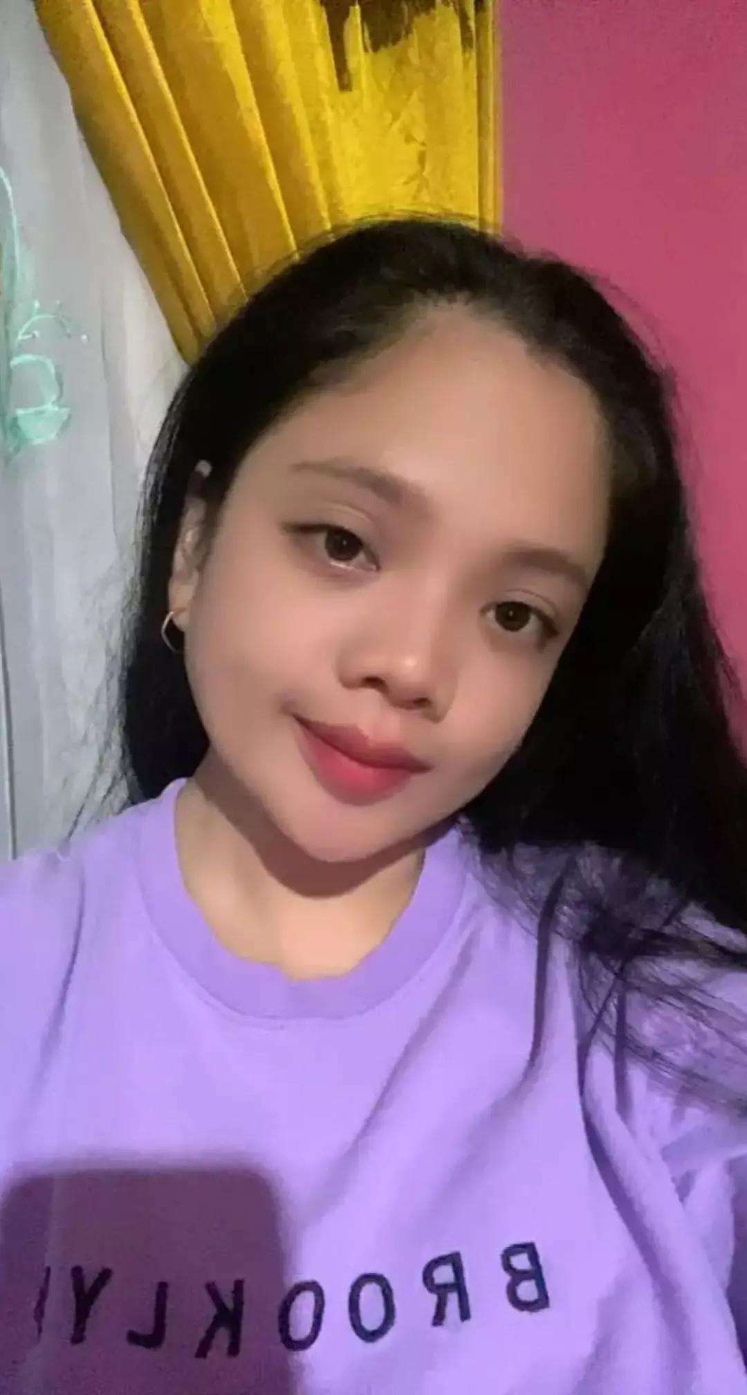 @Uni Risna