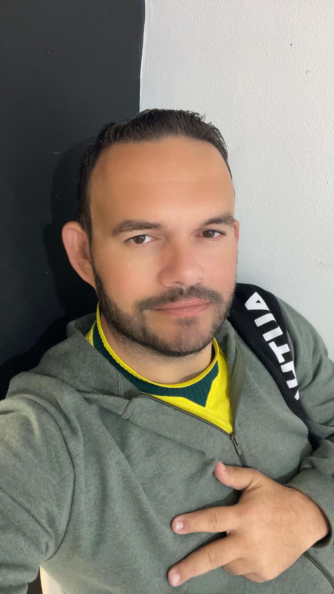 @Charles Willian Azevedo