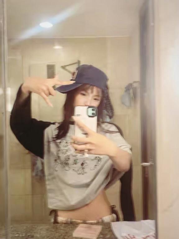 @just mia