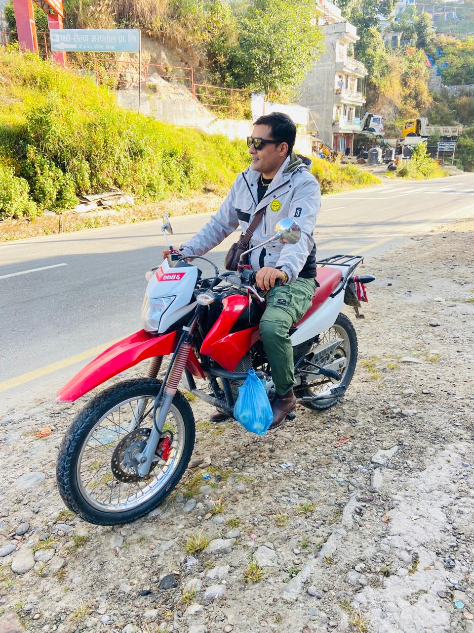 @niroj ghimire (माईला ✅)