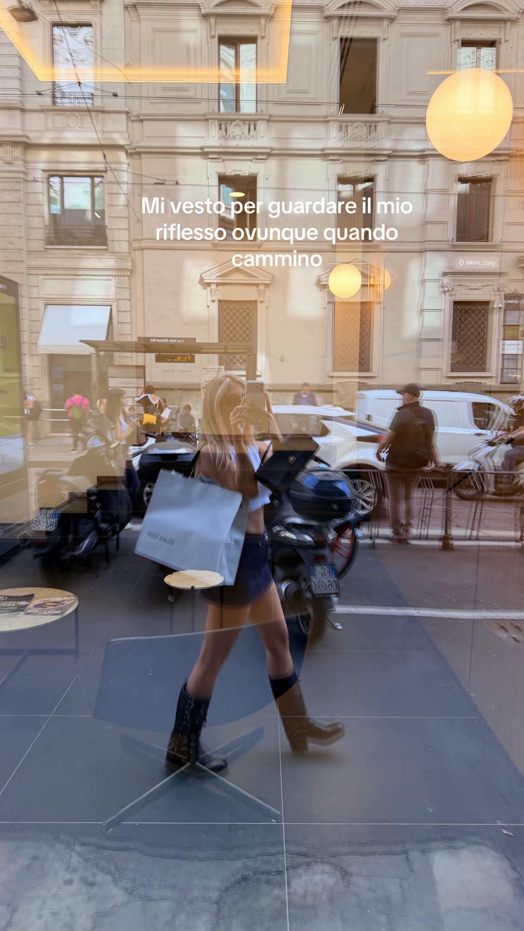 @alicebertocchi