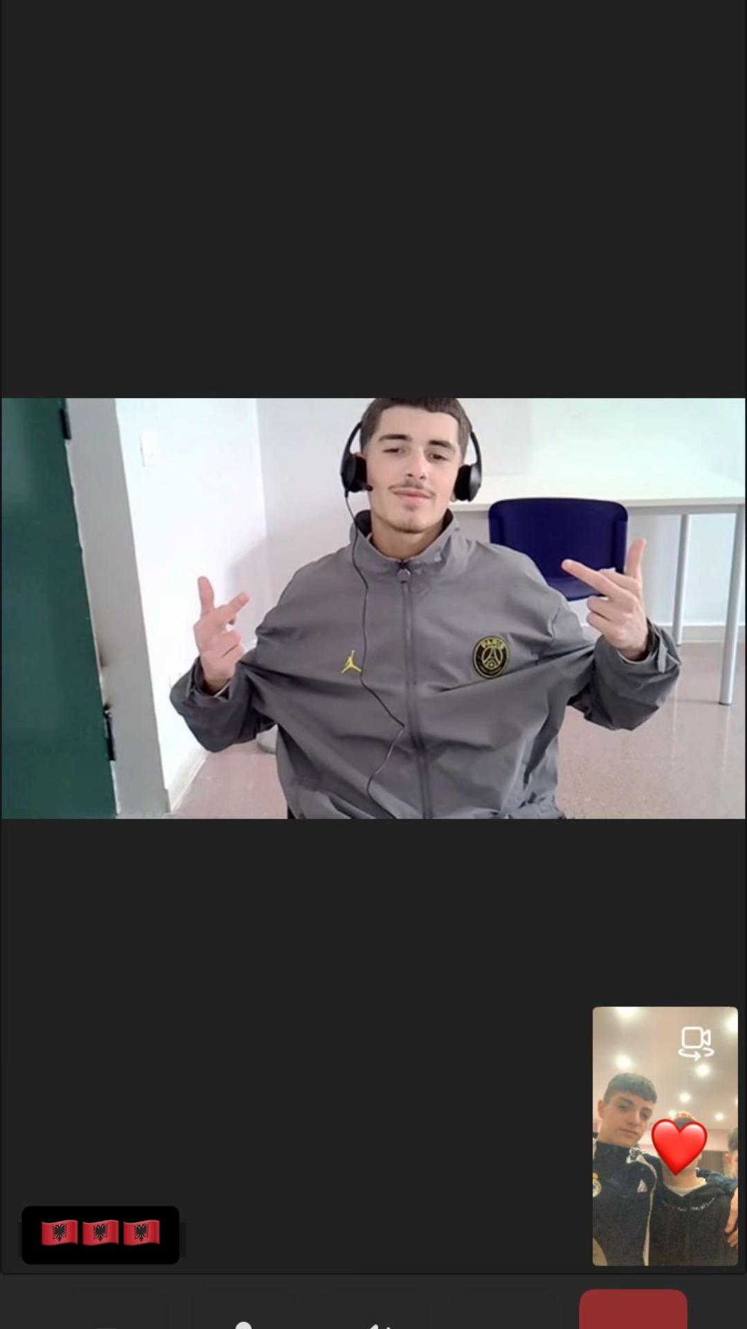 @carlosepe_17