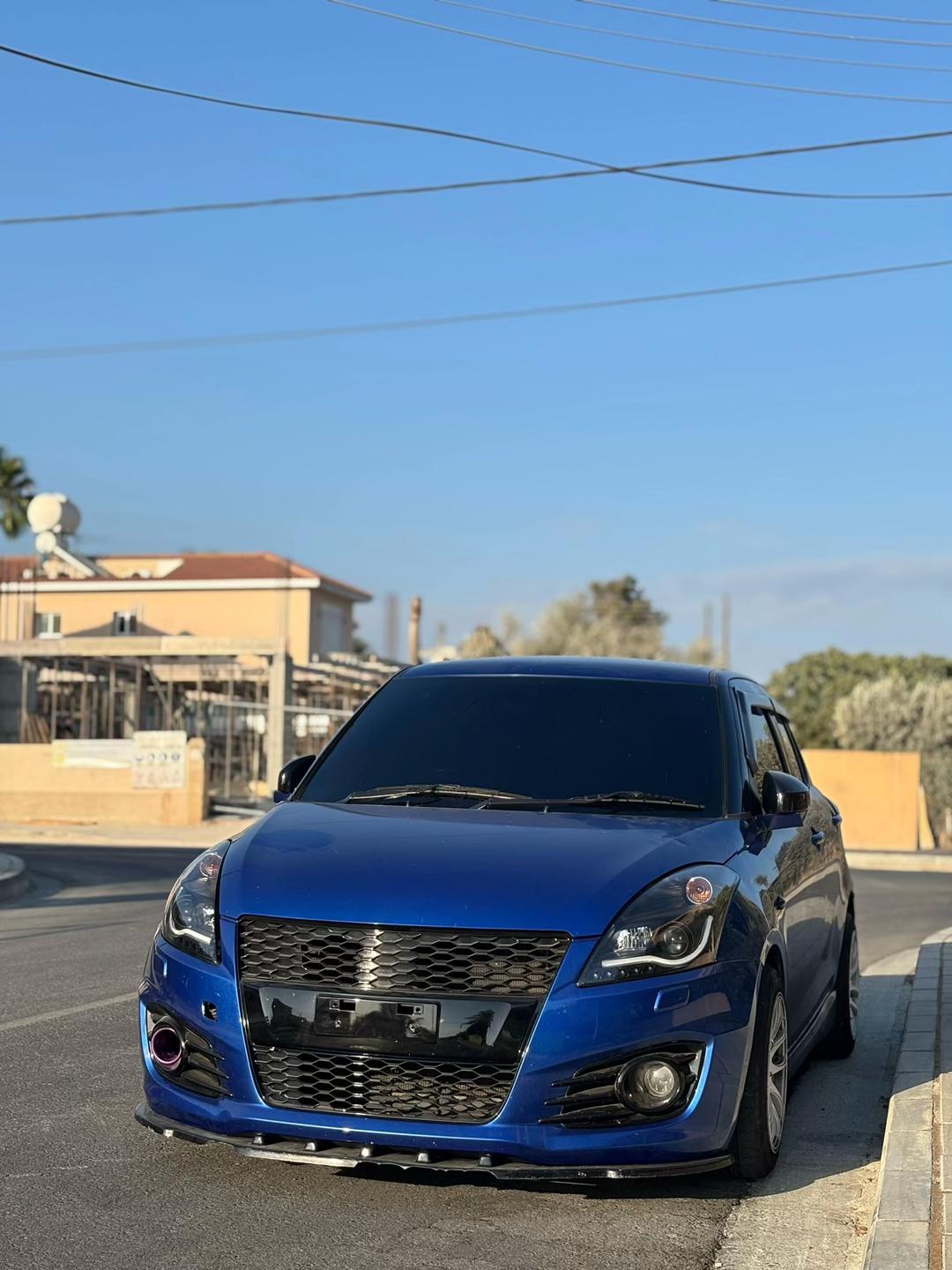 @Blue_Swift💙