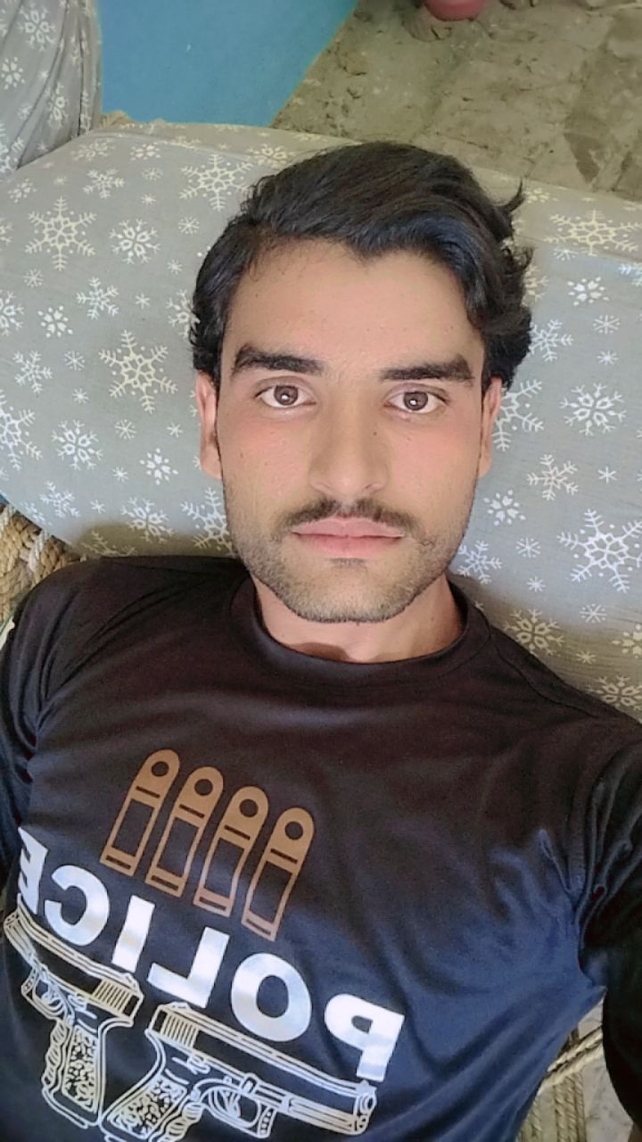 @king_👑 Tariq_shah 👑