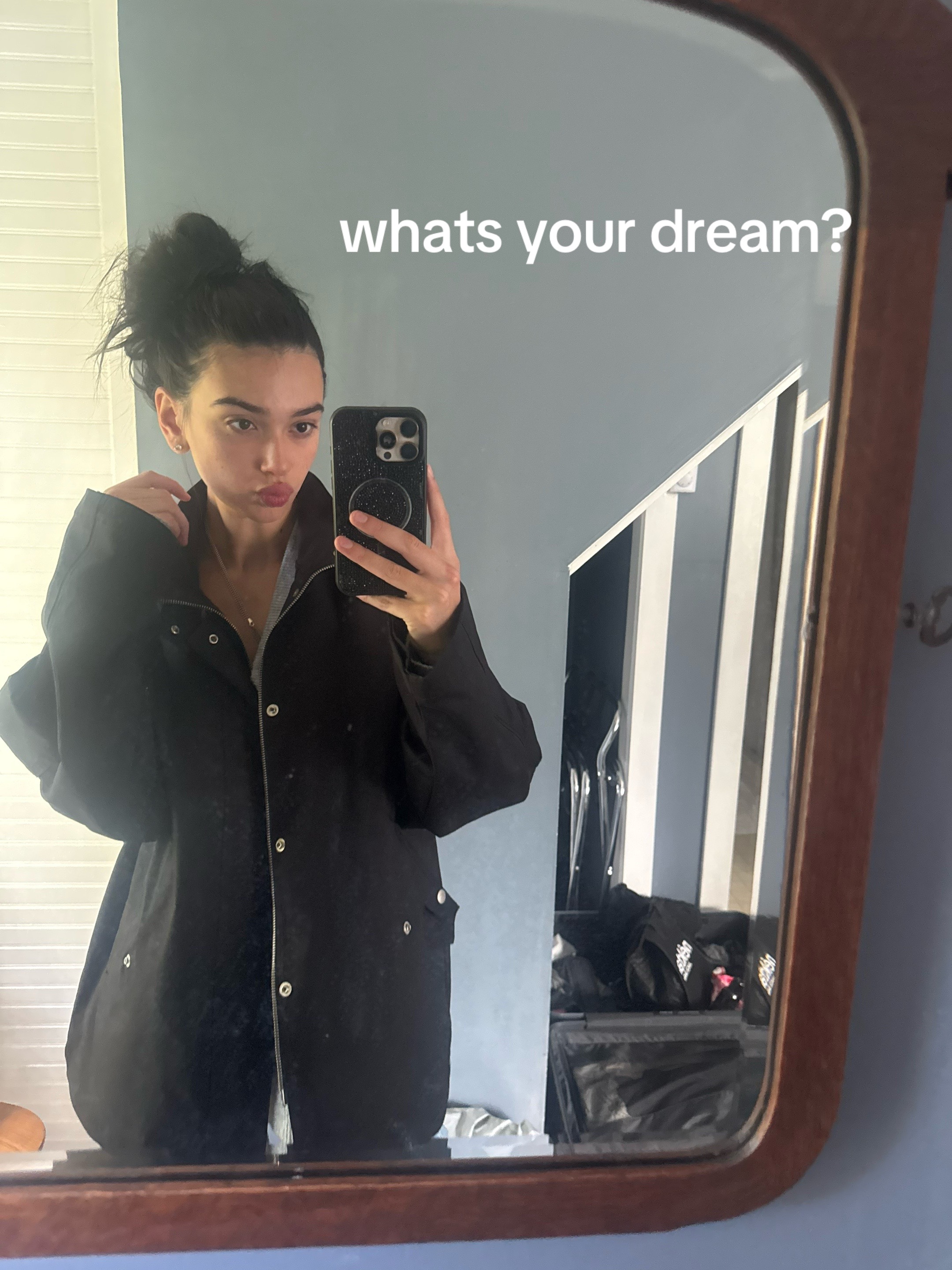 @️