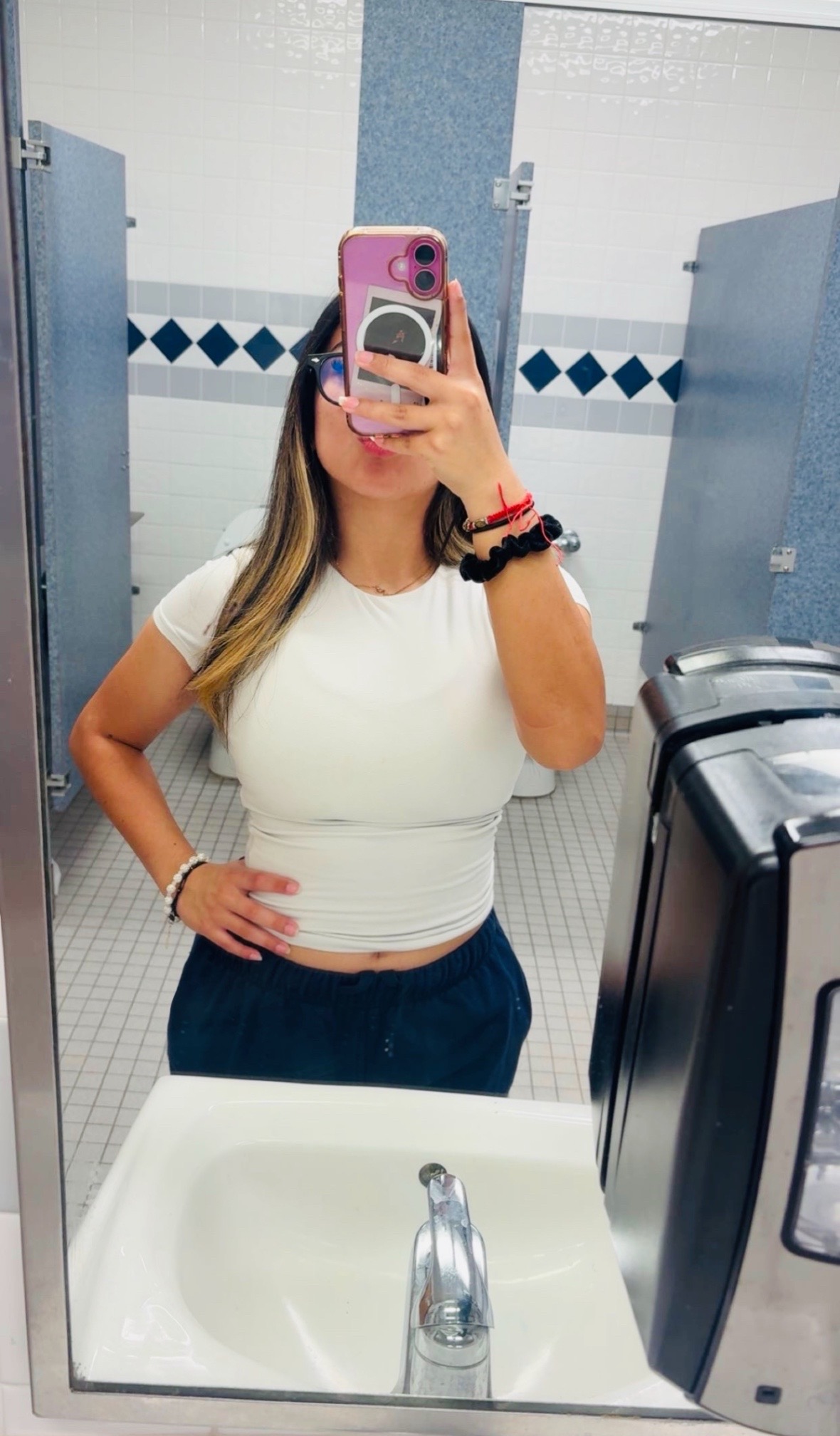 @valeriaa💖