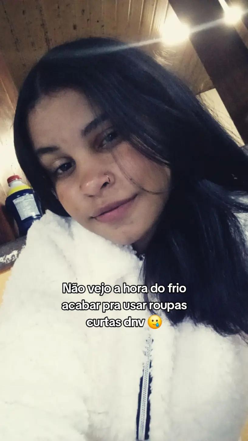 @Paola Caroline