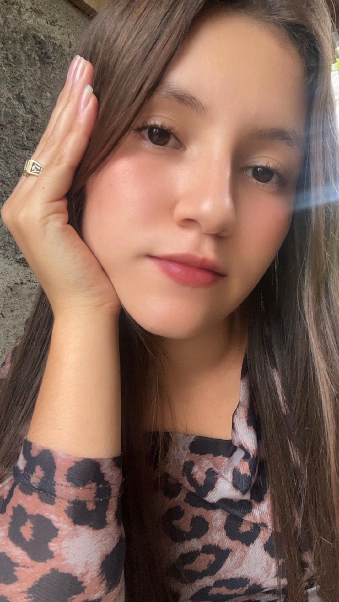 @๐ฅ๐๐๐๐.