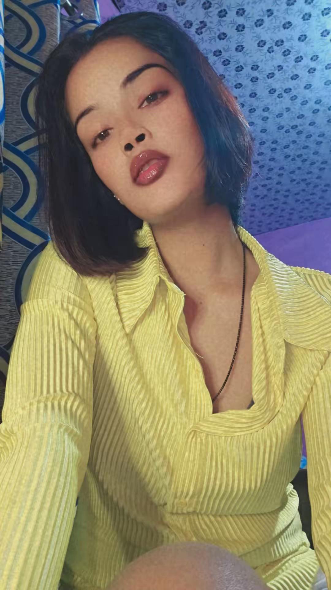 @🧿ClaSsy AvNi😝