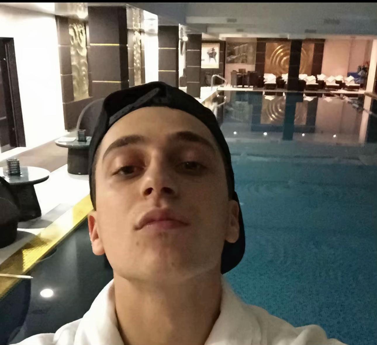 @кишкина