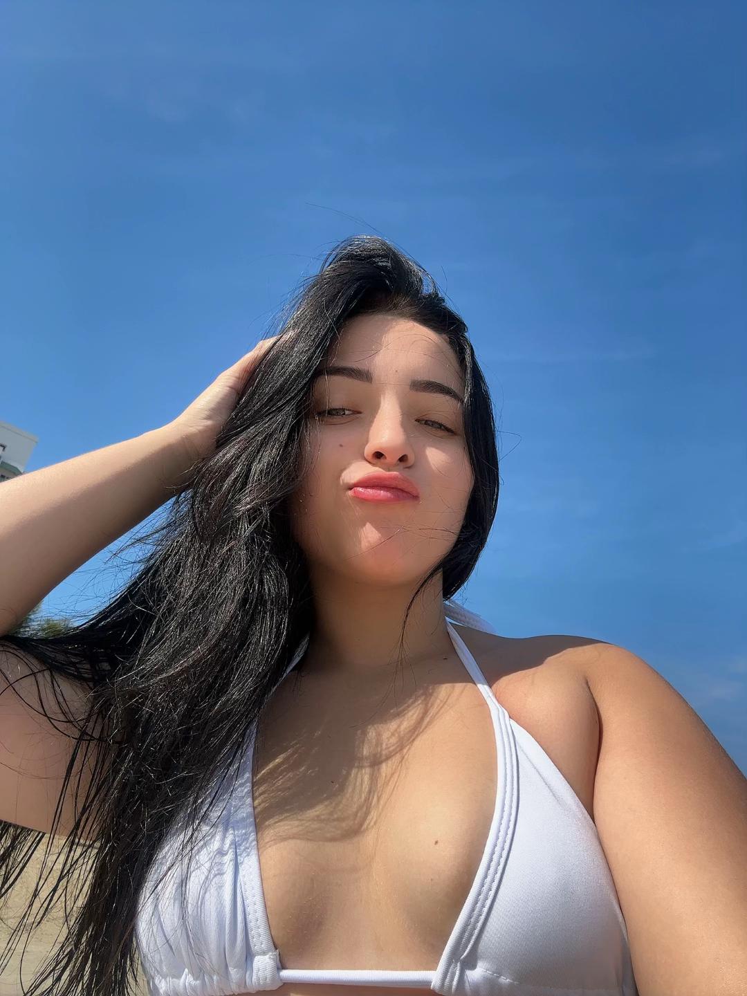 @Evy🥰