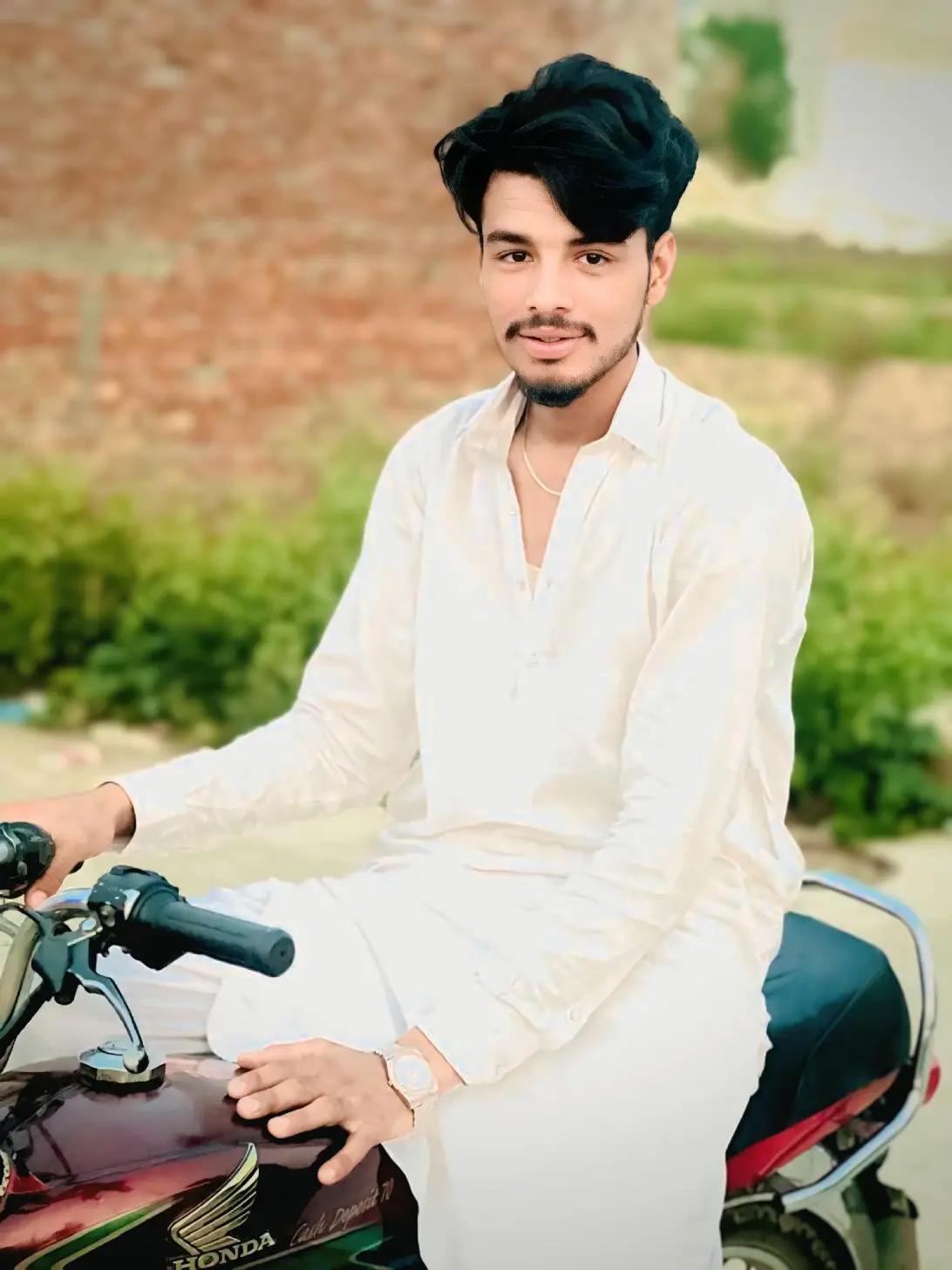 @[S❤️]{&bull;Danish👉گــــجـــر&bull;}💎