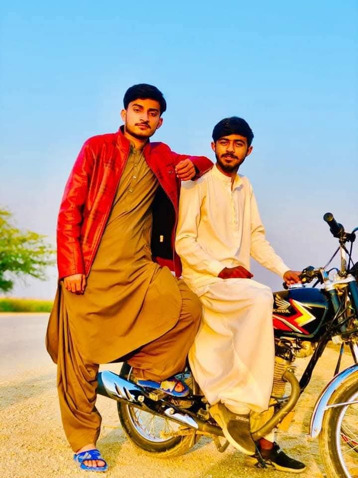 @⚜️رقیب چانڈیو⚜️
