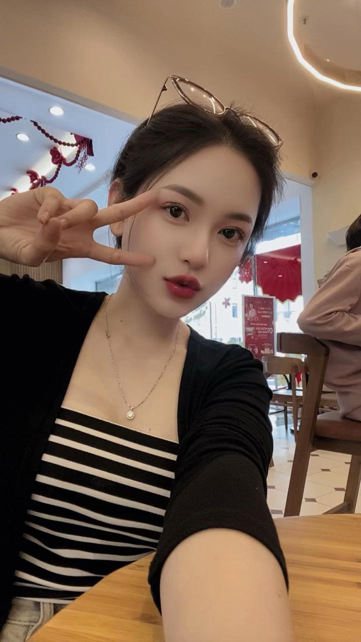 @𝐂𝐚𝐦𝐢 🌷🫧