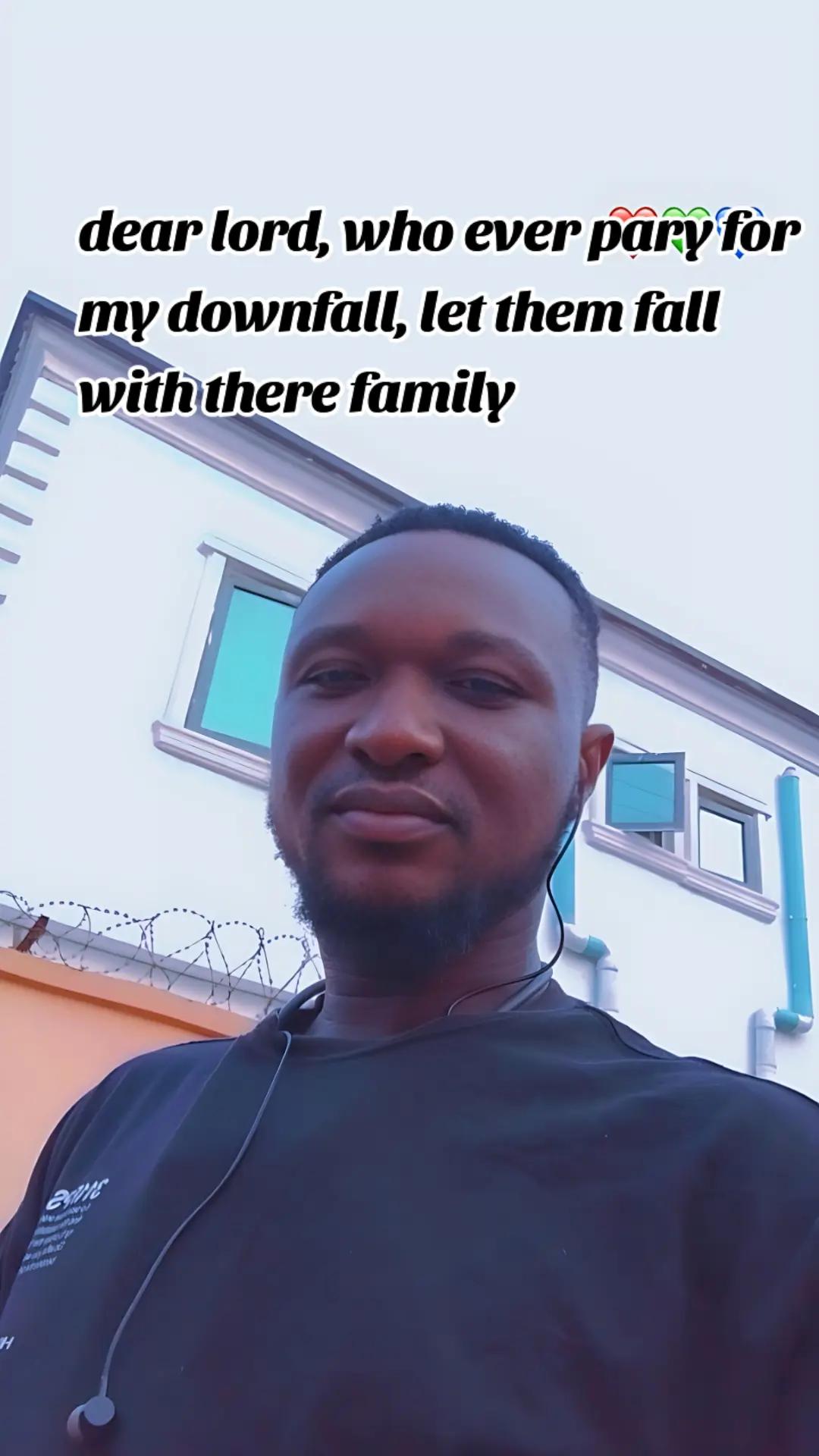 @🤴Ade💢bisi $