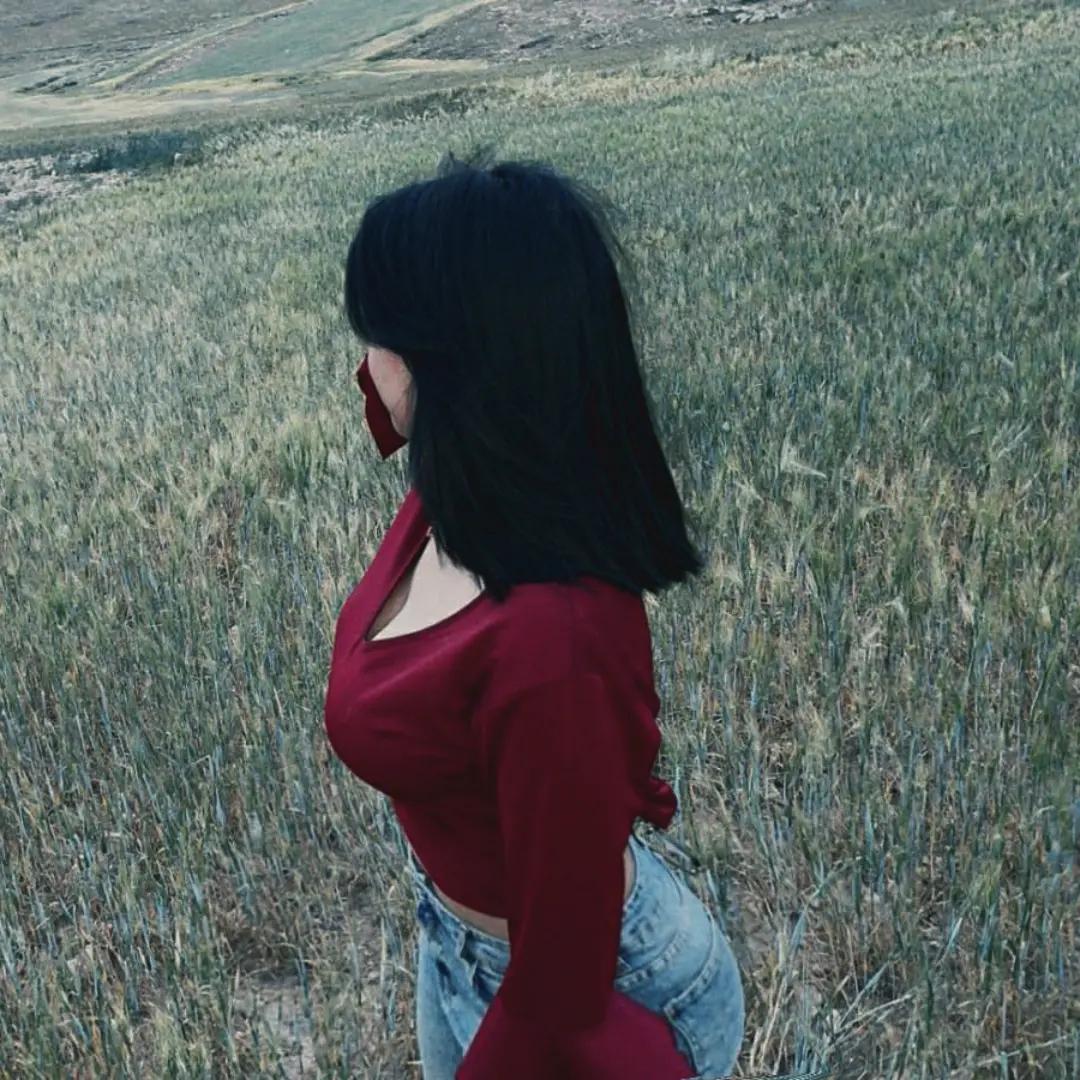 @Aya del rey🥀