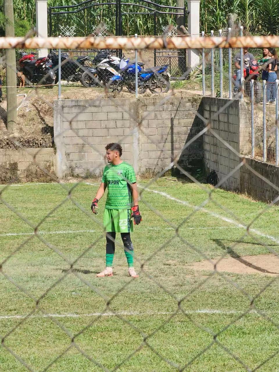 @Ronald Bajurto🦦