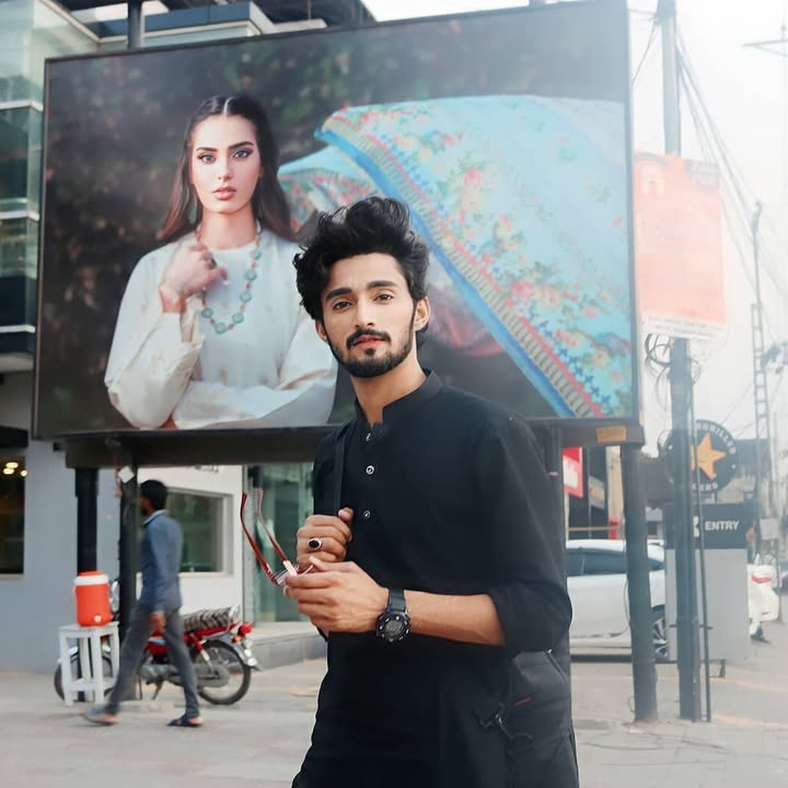 @Aon kazmi👑🖤