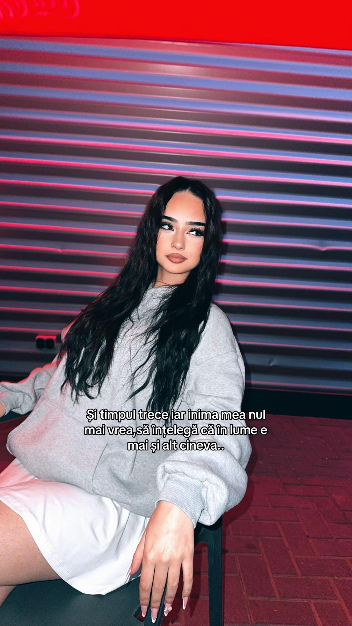 @𝙋𝙄𝙉𝙕𝘼𝙍𝙄 𝙑𝘼𝙉𝙀𝙎𝘼 🪽