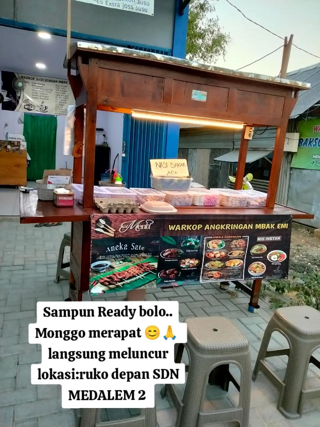 @Warkop angkringan mbak emi