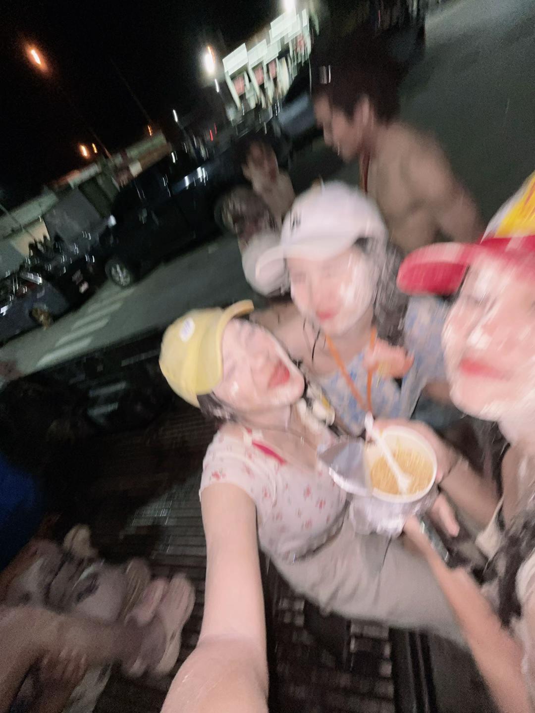 @มะเกรซ