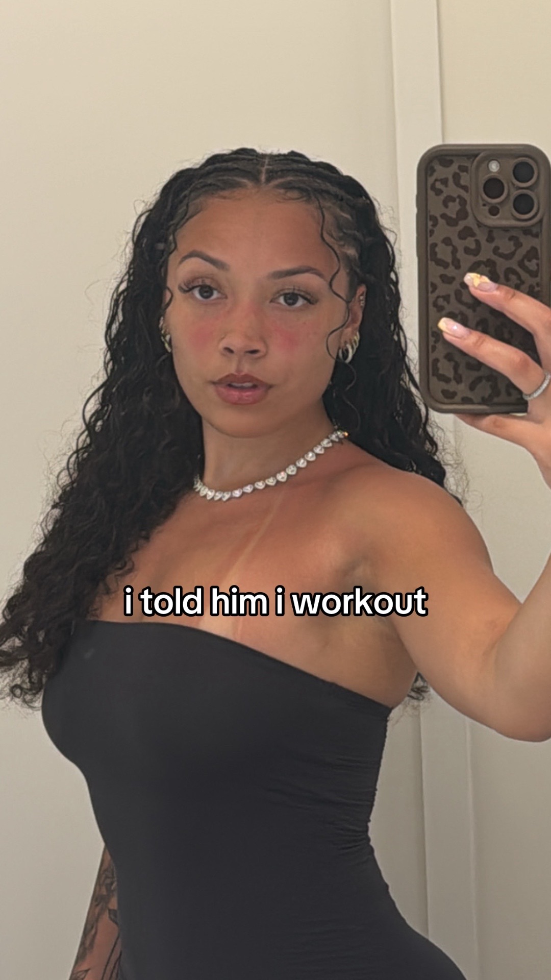 @Ava
