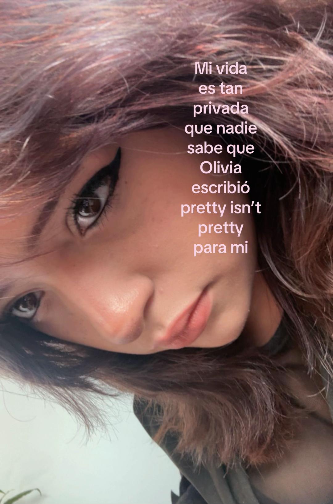 @𝐘