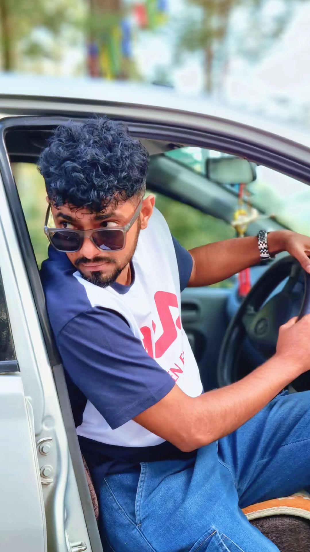 @sumit 🕉🔱🧿✨️⚛️