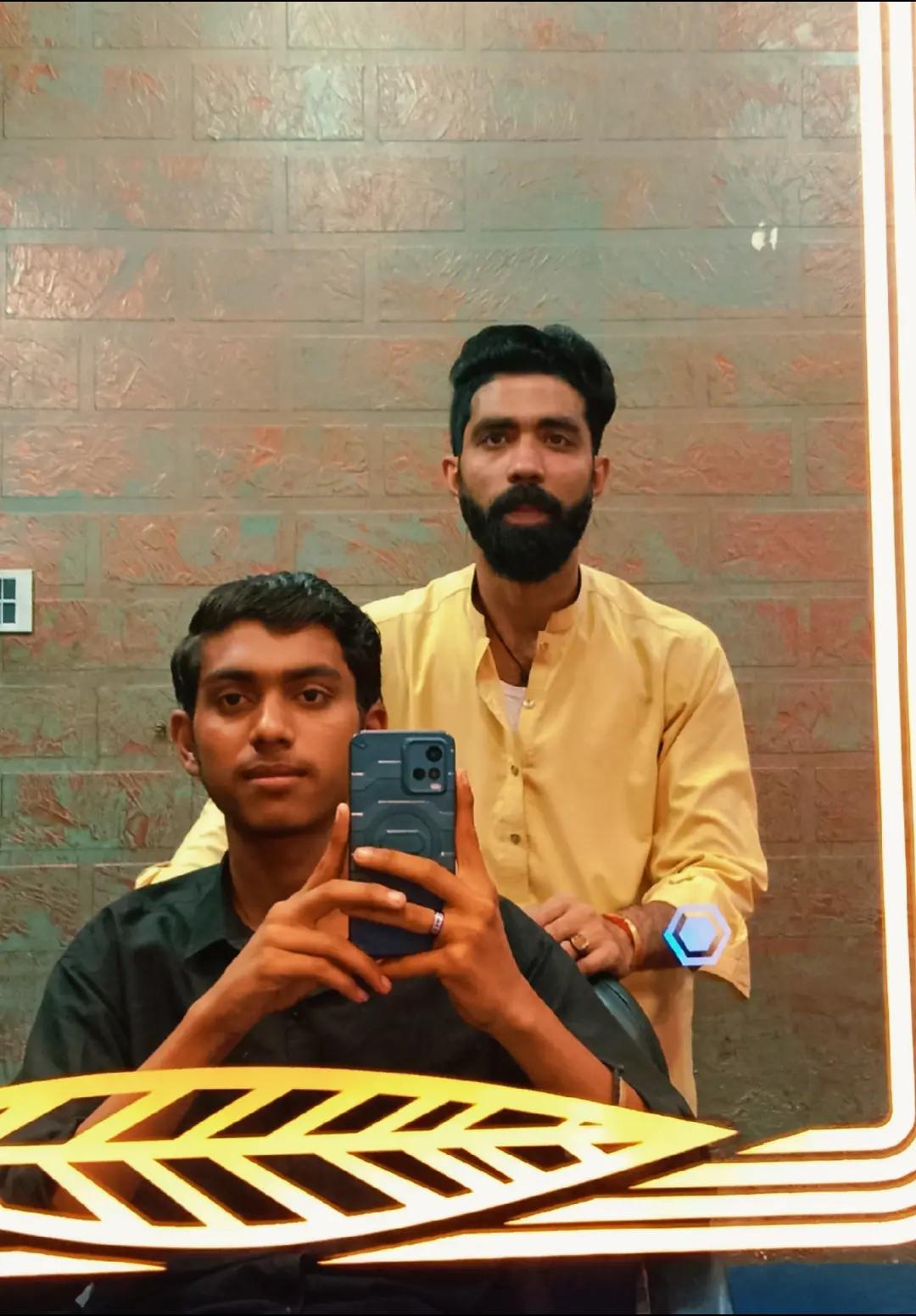 @Ragu Bhai Ri 👑
