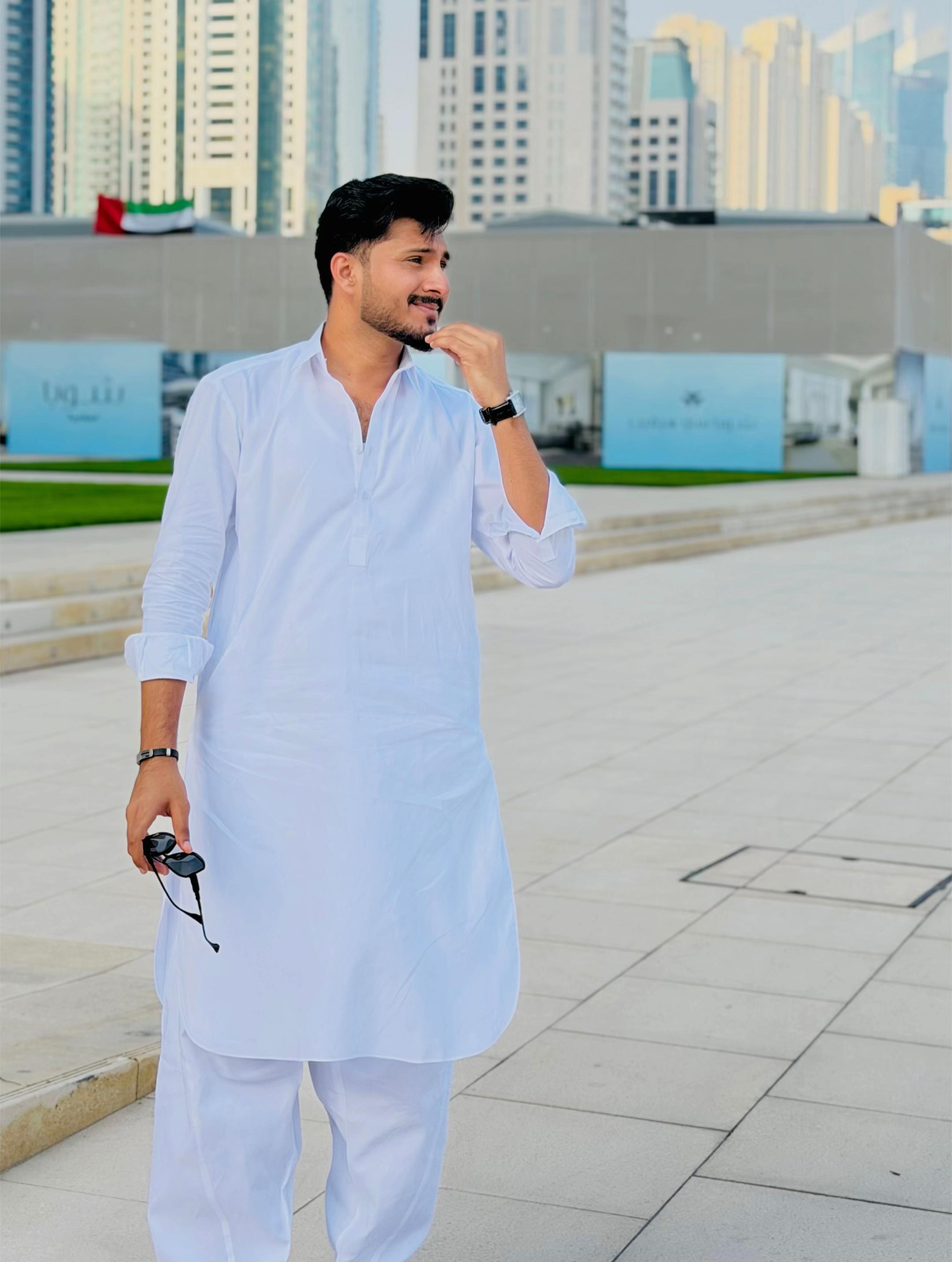 @Farhan 🇴🇲🇦🇪🇹🇷