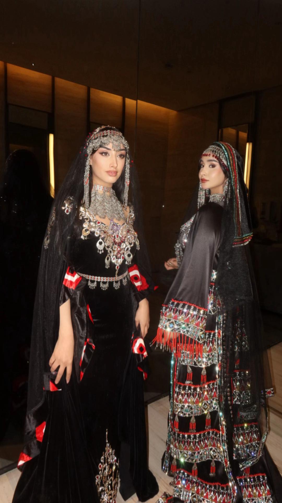 @Sallwa Al-Ahmed سلوى الأحمد