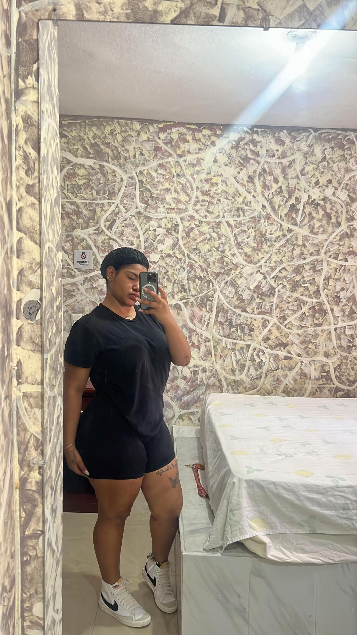 @Aღ
