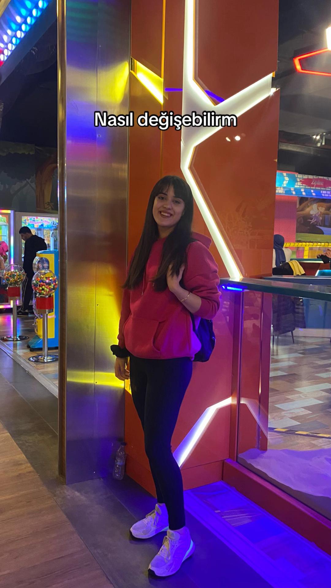 @Ayşenur Parlak