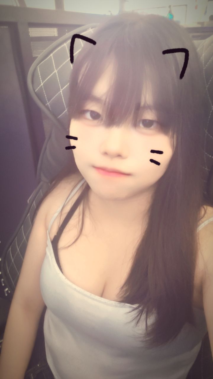 @다현