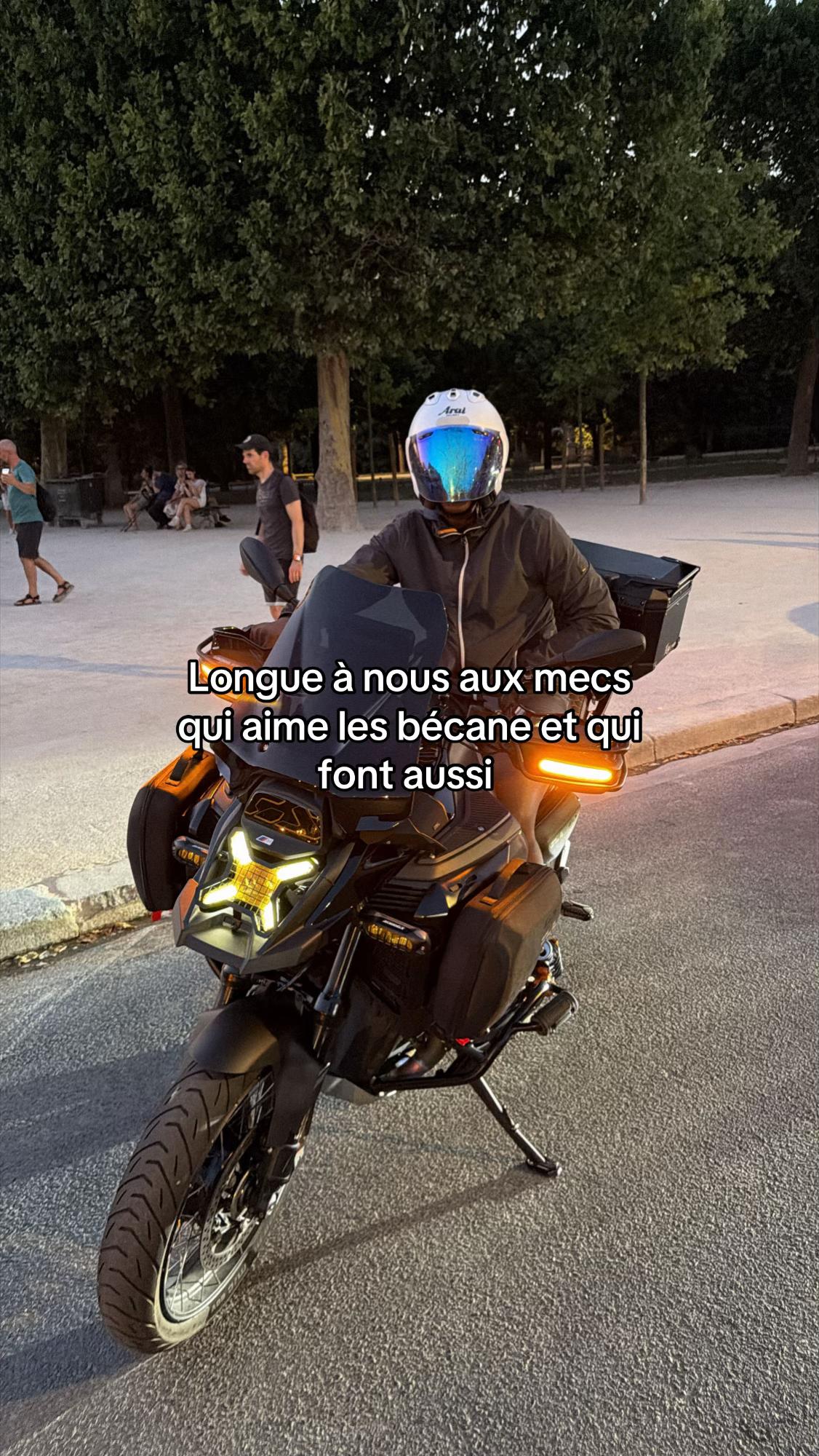 @🐻
