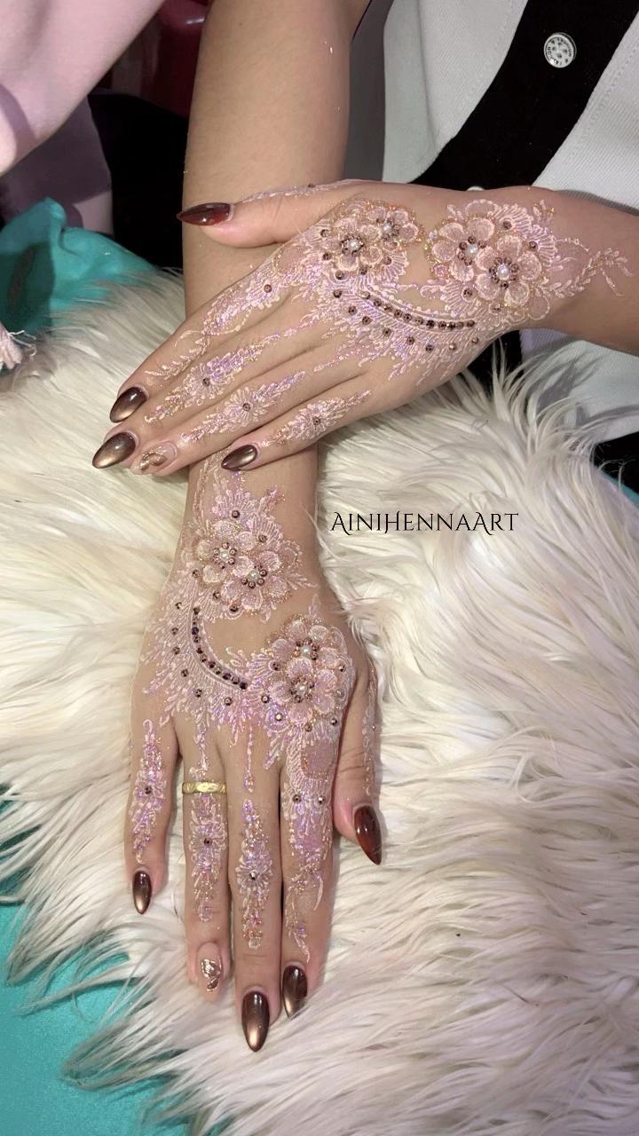 @Aini Henna