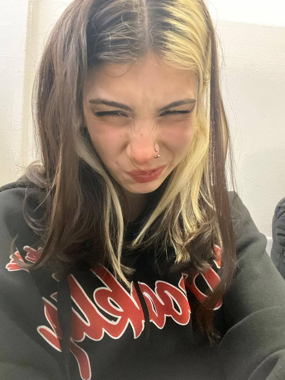 @Asya Akmaz