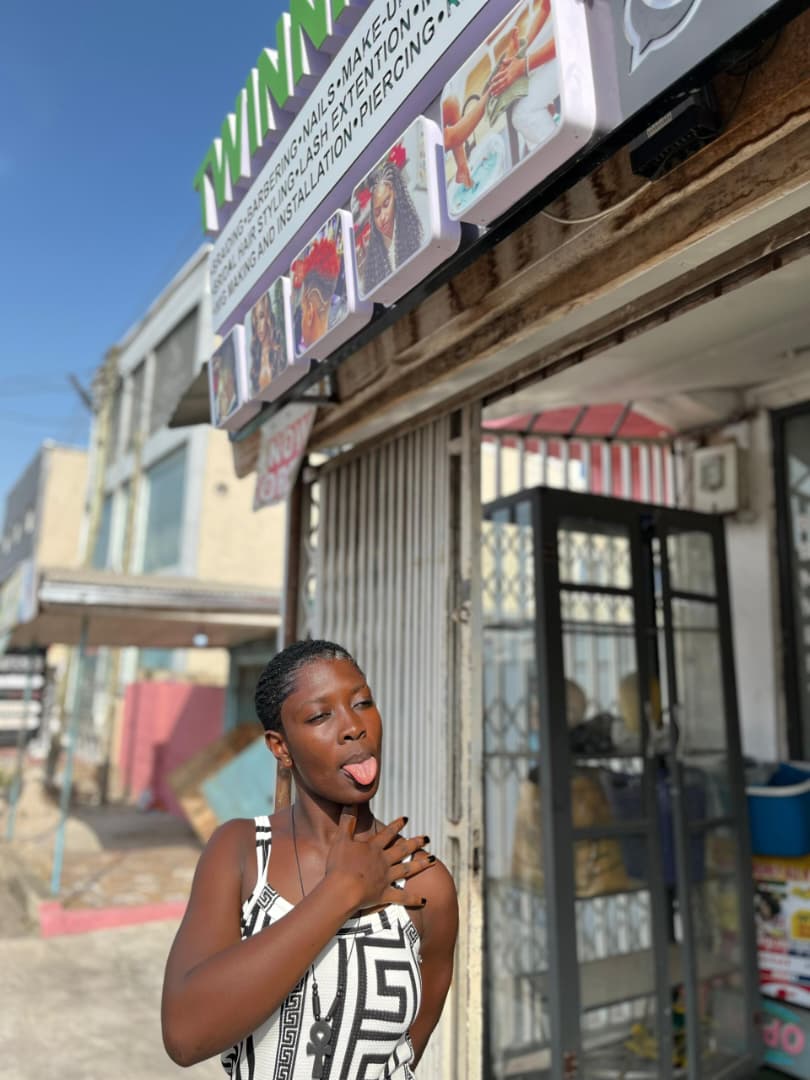 @Bläçlúvïñg🧸🇬🇭🖤