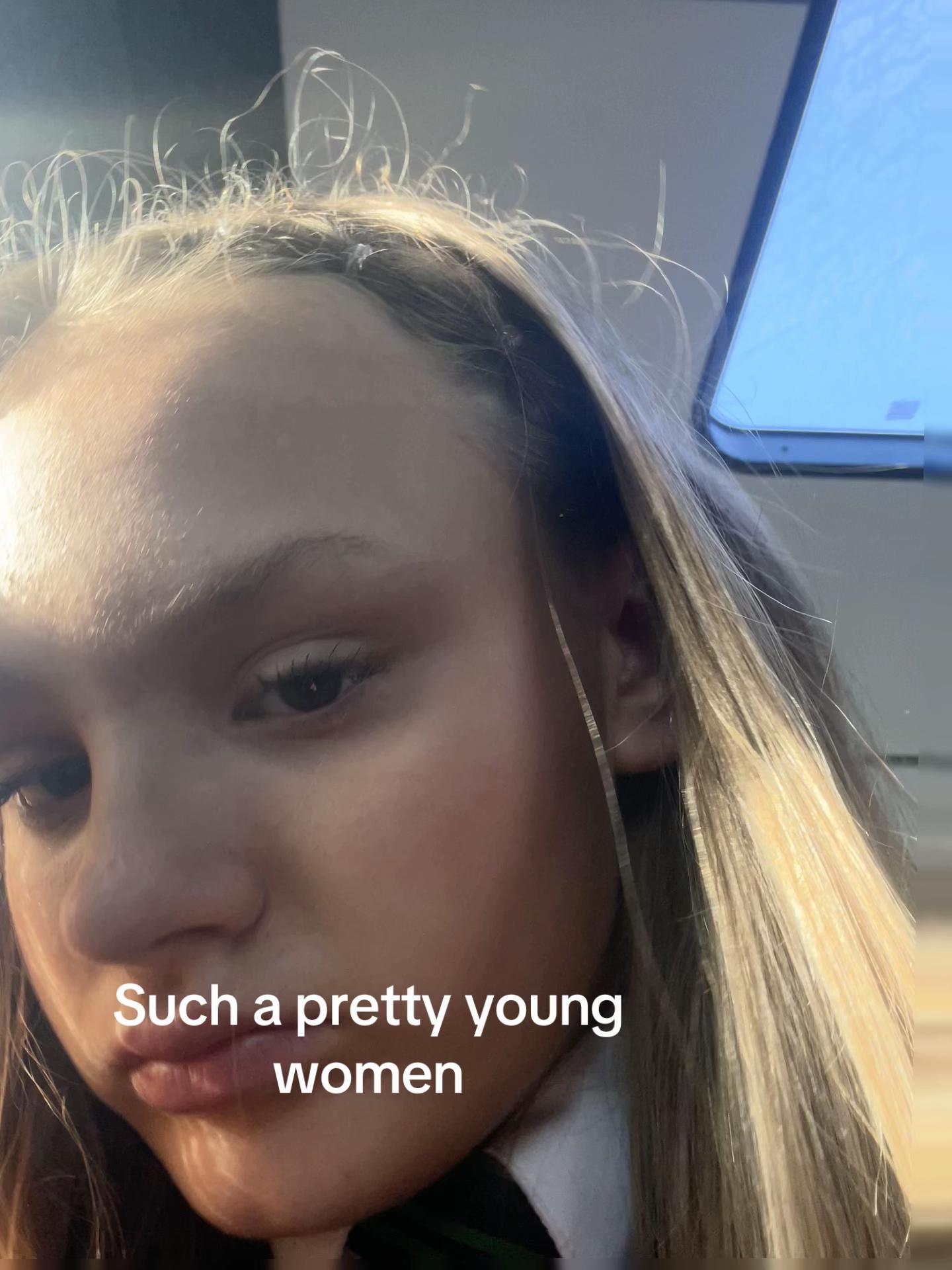 @𝒦ℯ𝒾𝓇𝒶🥂