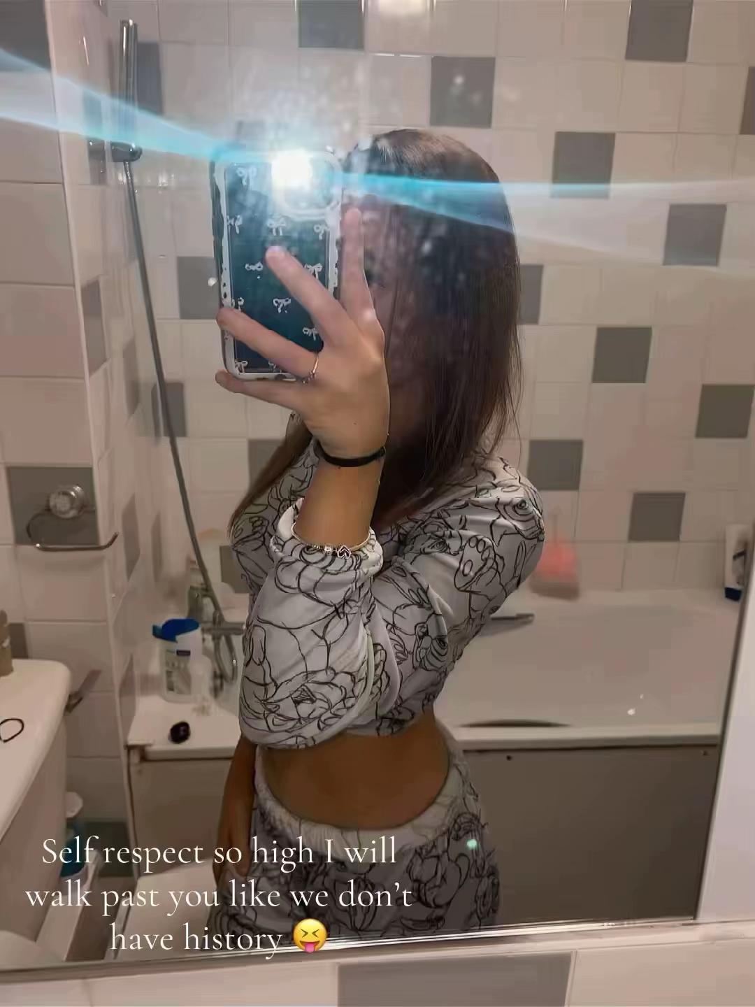 @Libby 🩶