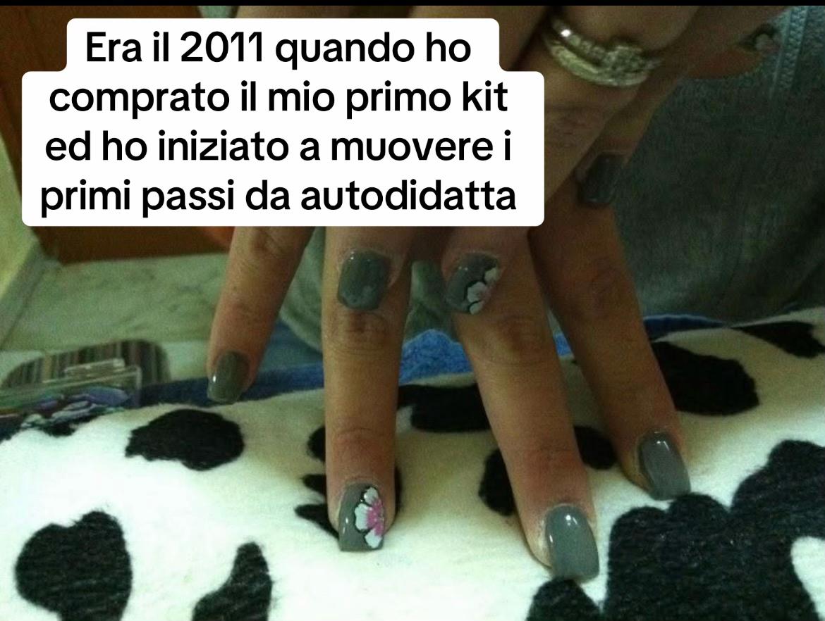 @Rosy_989