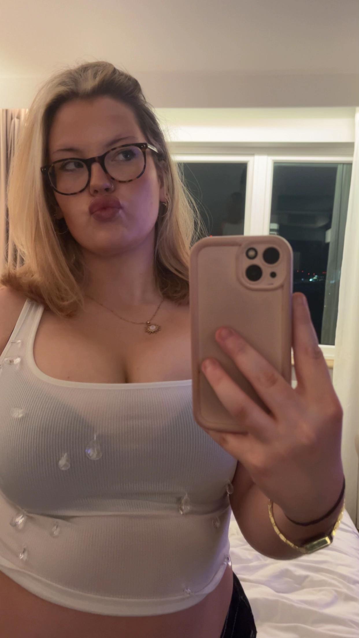 @e