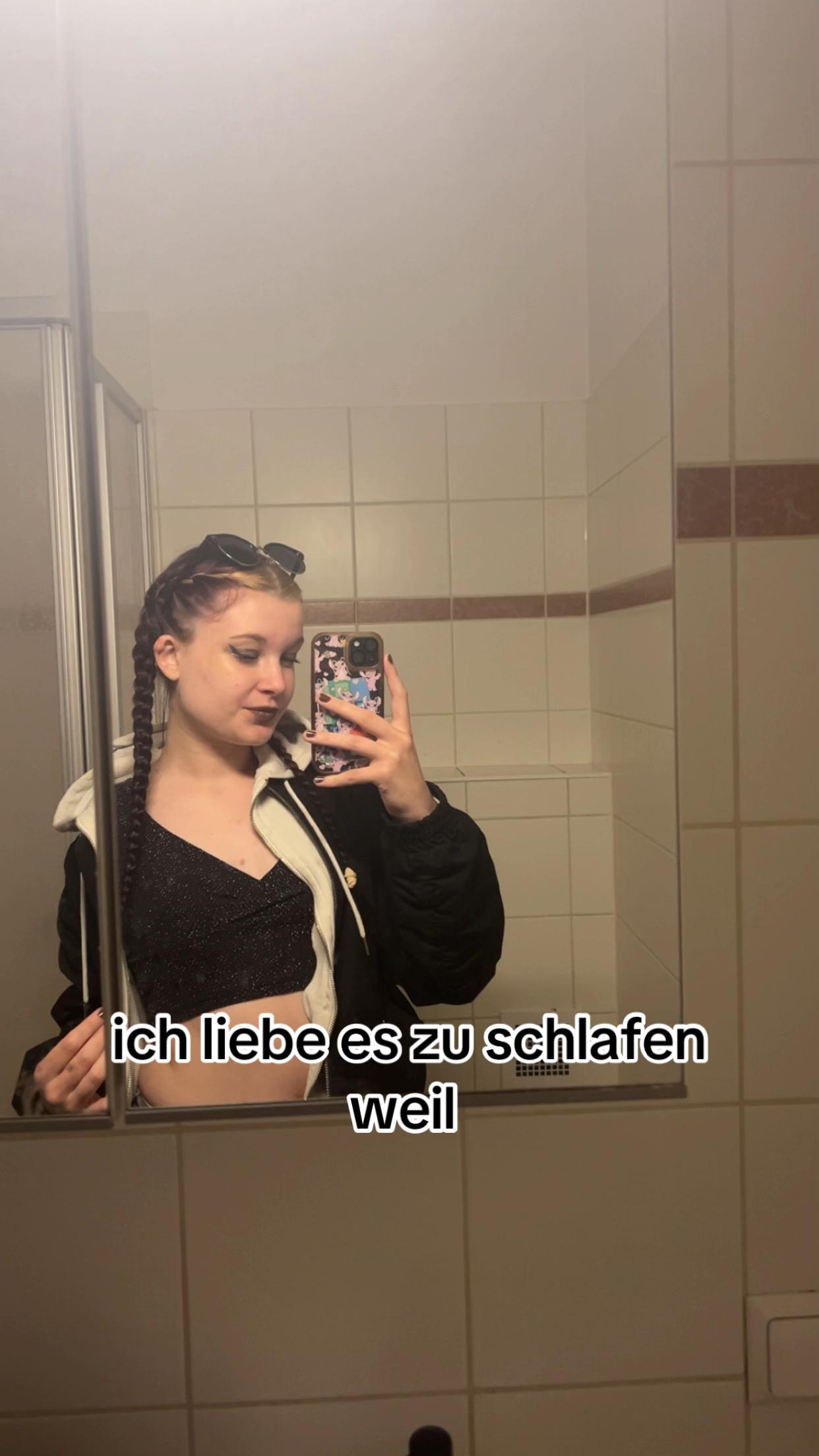 @𝕷𝖎𝖘𝖆 🦋