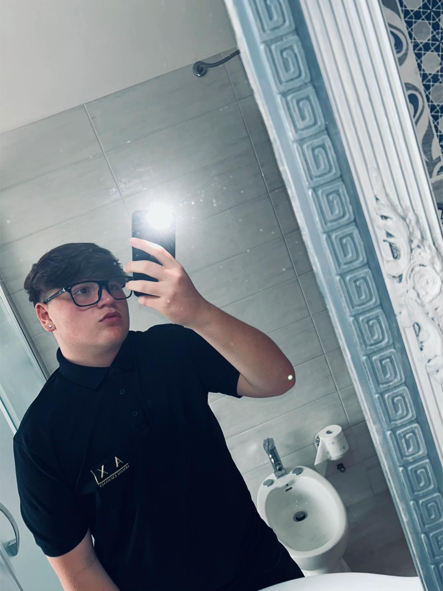 @🦈💎