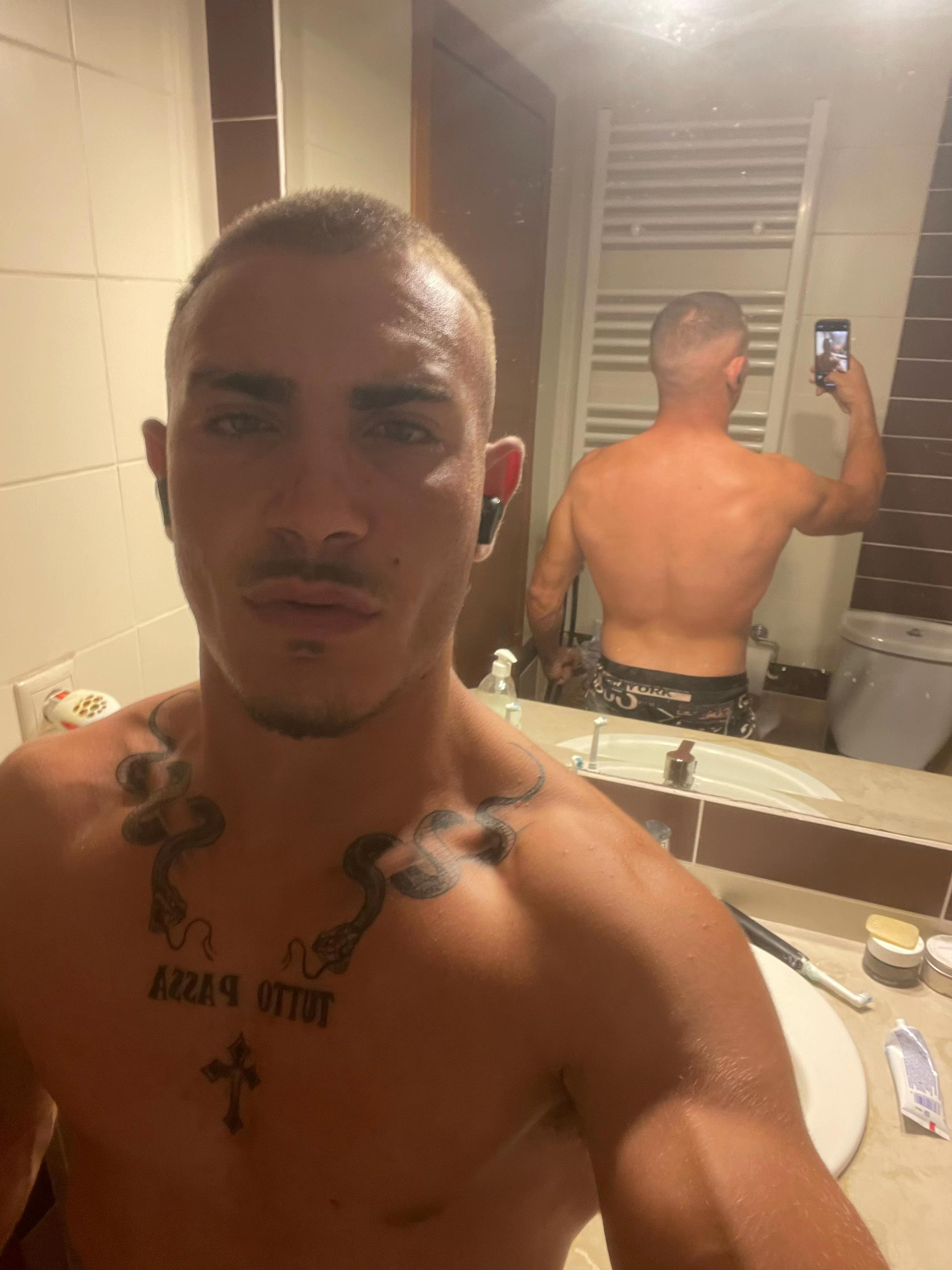 @Ntouris