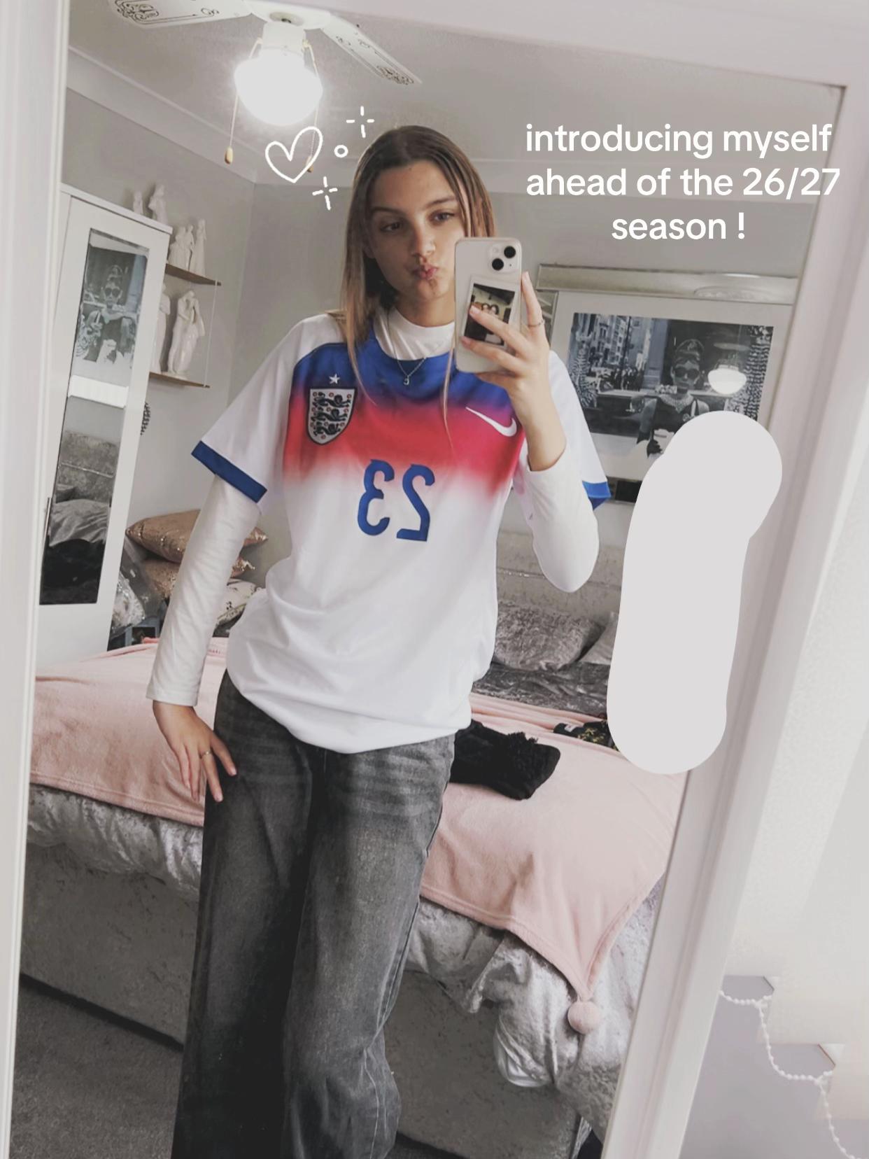 @𑣲 cara&sup2;&sup3;