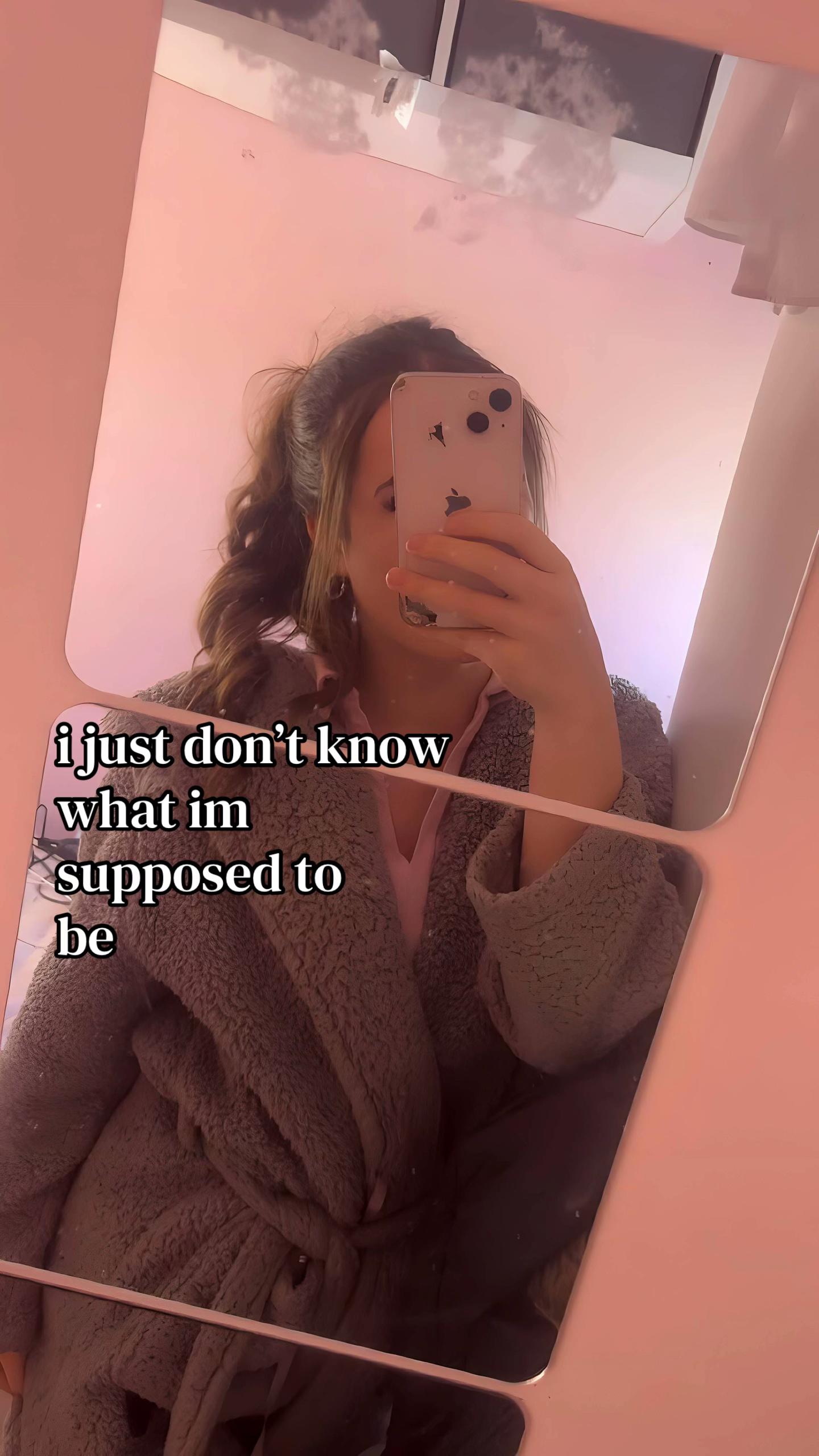 @𝐦𝐢𝐚-𝐦𝐨𝐨👑🤎