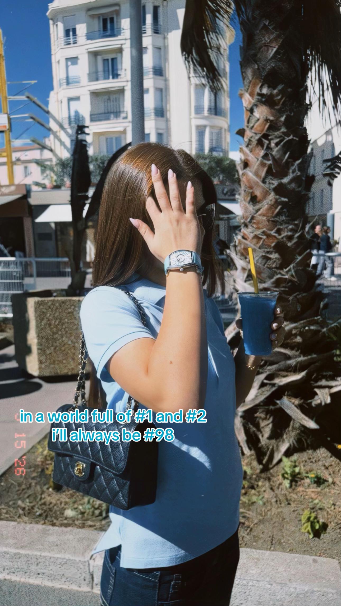 @𝐧𝐢𝐢𝐤𝐚