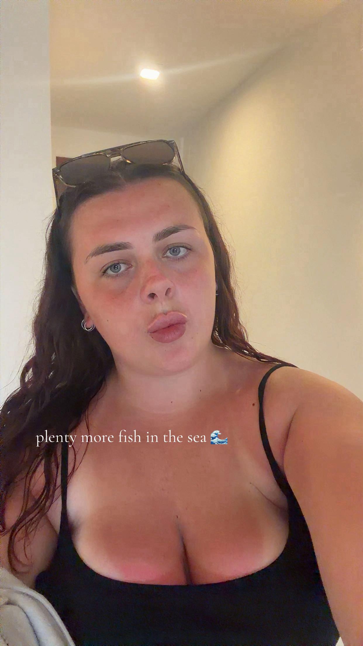 @Brookalino