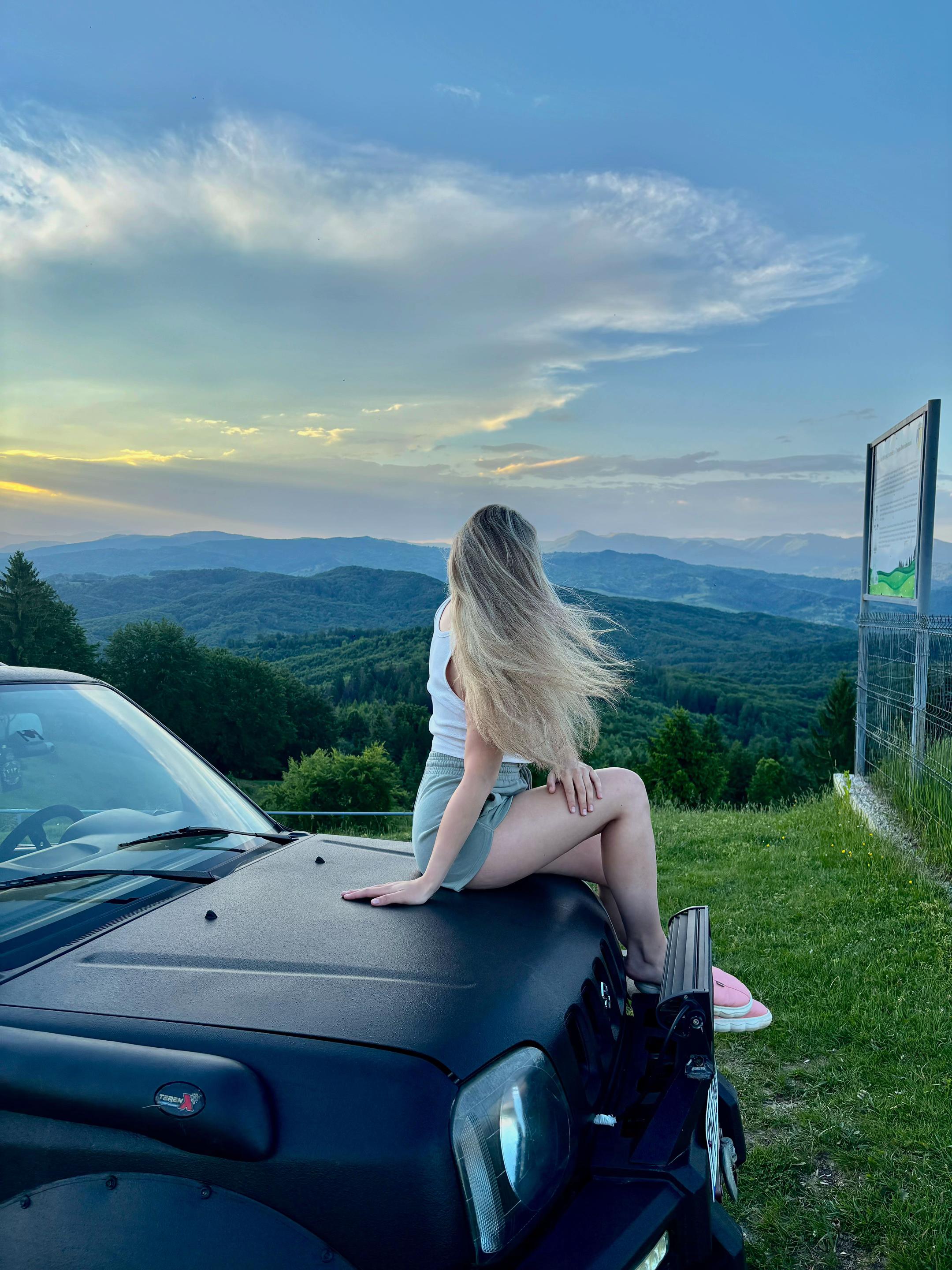 @Hellene🦋
